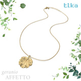 Collana foglia media Geranio-affetto in Ag925 in tre varianti di colore TKNA8010