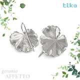 Orecchini foglia media Geranio-affetto in Ag925 in tre varianti di colore TKNA4004