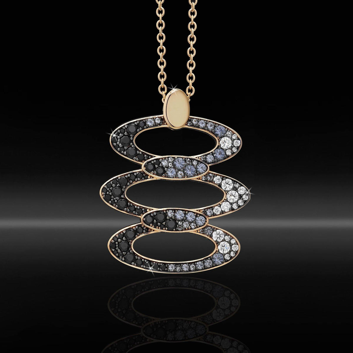 Collana con ciondolo a forma di libellula in oro rosa 14 carati con Collana con ciondolo a forma di libellula in oro rosa 14 carati con